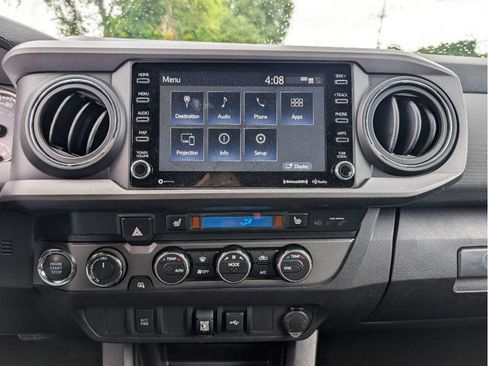 Used 2021 Toyota Tacoma TRD Sport AWD/4WD image 27