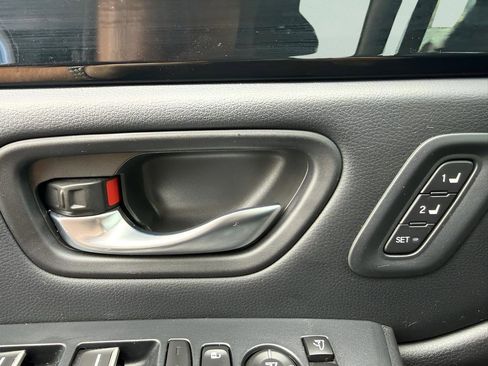 Certified 2023 Honda Pilot TrailSport image 14