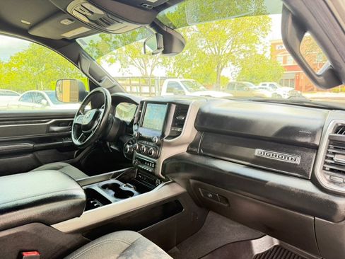 Used 2019 RAM 1500 Big Horn AWD/4WD image 18