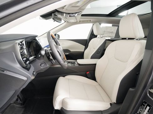 New 2026 Lexus RX 450h AWD image 8