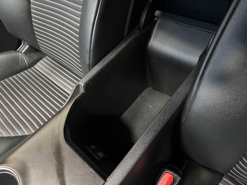 Used 2023 Toyota Camry SE image 38