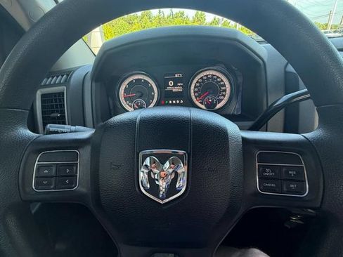 Used 2018 RAM 2500 Tradesman w/ Chrome Appearance Group AWD/4WD image 11