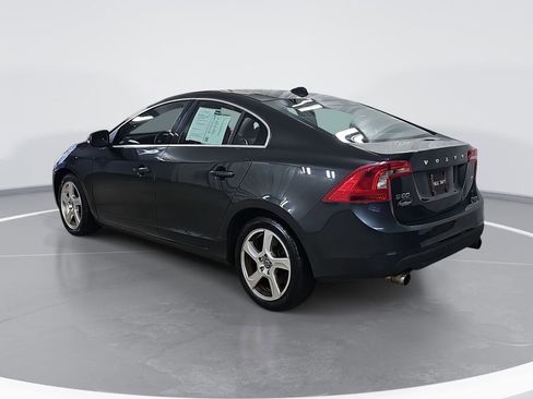 Used 2012 Volvo S60 T5 image 6
