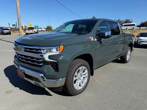 New 2026 Chevrolet Silverado 1500 LTZ w/ Technology Package AWD/4WD image 4