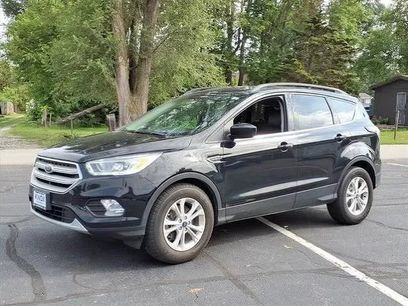 Used 2018 Ford Escape SE w/ SE Sport Appearance Package