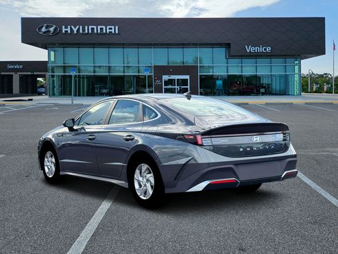 New 2026 Hyundai Sonata SE FWD image 5