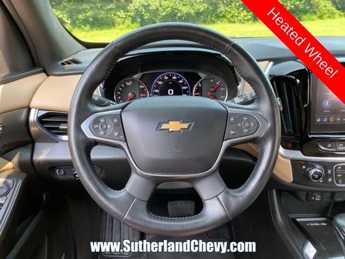 Used 2022 Chevrolet Traverse Premier AWD/4WD image 22