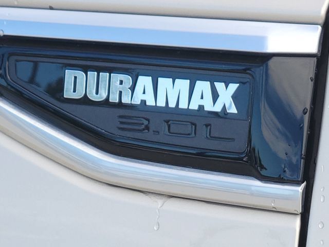 Used 2023 GMC Yukon XL Denali AWD/4WD image 16