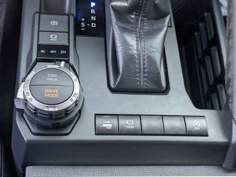 Used 2024 Toyota Tacoma Limited image 16