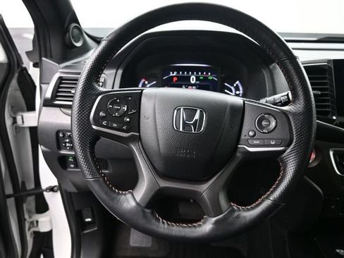 Certified 2024 Honda Passport TrailSport image 6