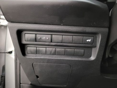 Used 2024 Mitsubishi Outlander FWD image 28