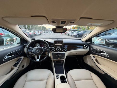 Used 2015 Mercedes-Benz GLA 250 4MATIC image 14