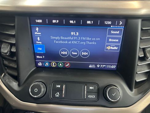 Used 2020 GMC Acadia Denali AWD/4WD image 16
