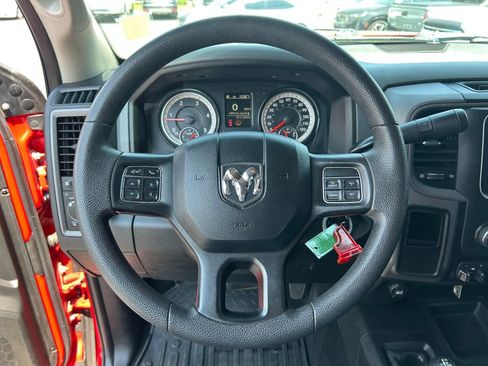 Used 2018 RAM 2500 Tradesman w/ Chrome Appearance Group AWD/4WD image 24