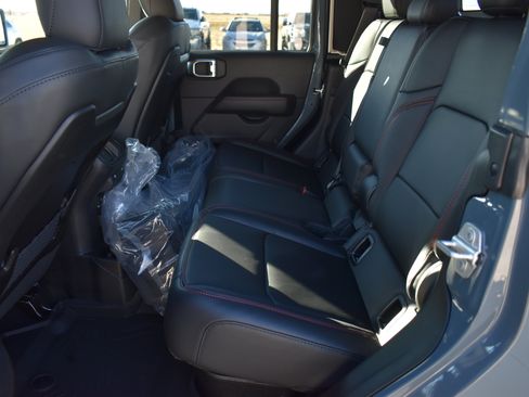 New 2026 Jeep Gladiator Rubicon image 22