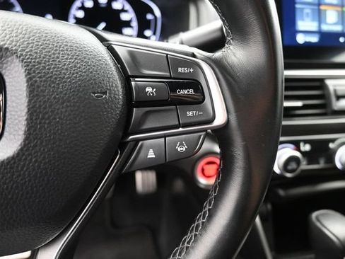 Used 2021 Honda Accord Sport image 28