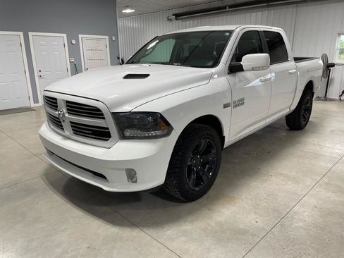 Used 2015 RAM 1500 Sport w/ Remote Start & Security Group AWD/4WD image 3