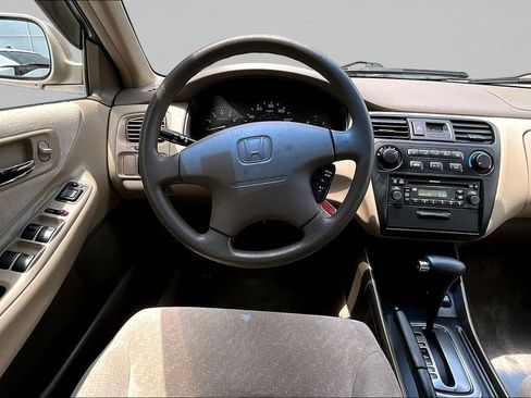 Used 2002 Honda Accord LX image 8