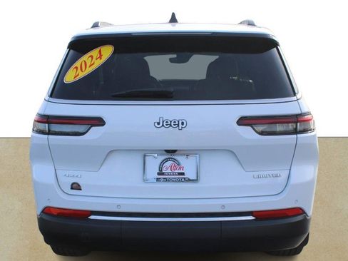 Used 2024 Jeep Grand Cherokee L Limited image 5