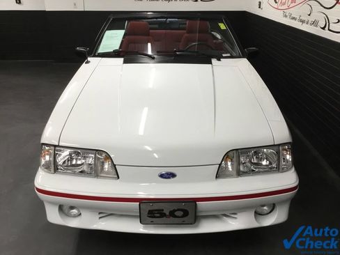 Used 1989 Ford Mustang GT RWD image 4