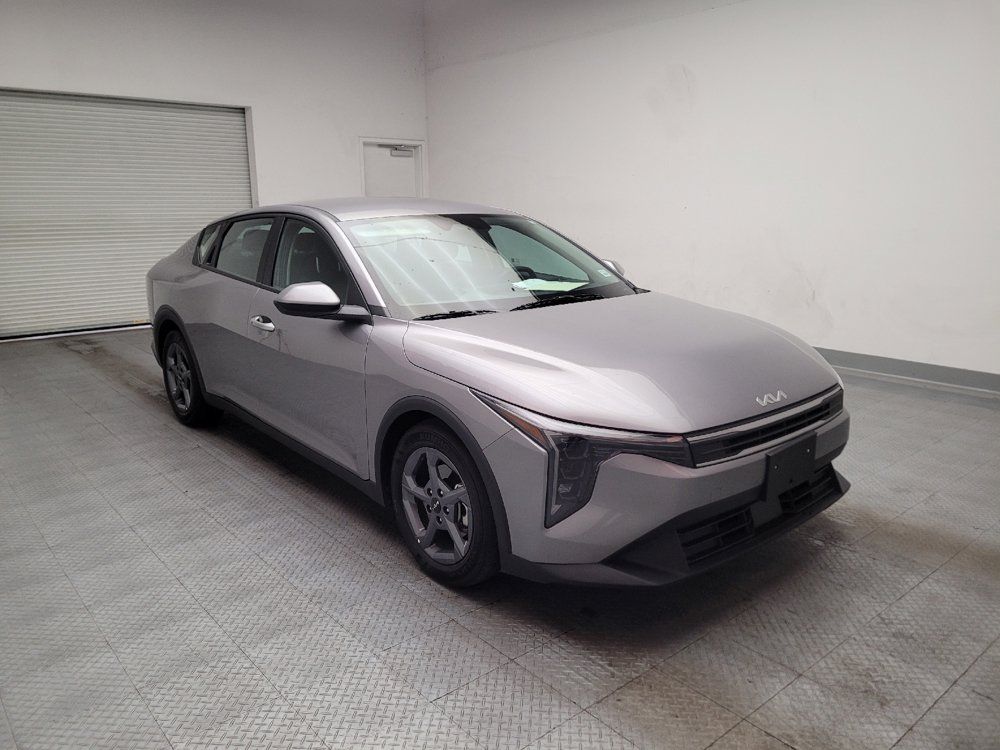 Used 2025 Kia K4 FWD image 13