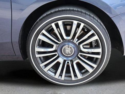 Certified 2023 Rolls-Royce Ghost AWD/4WD image 2