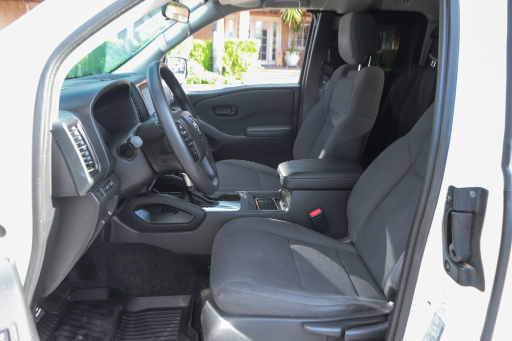 Used 2024 Nissan Frontier S w/ Technology Package RWD image 19