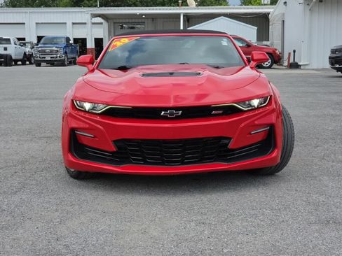Used 2020 Chevrolet Camaro SS RWD image 2