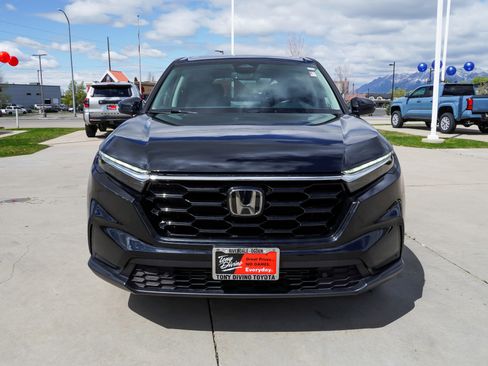 Used 2025 Honda CR-V EX-L image 3