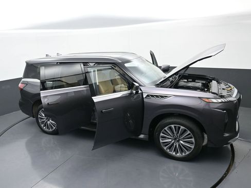 Used 2025 INFINITI QX80 Luxe AWD/4WD image 38