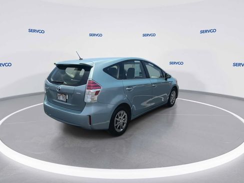 Used 2017 Toyota Prius V Three FWD image 8