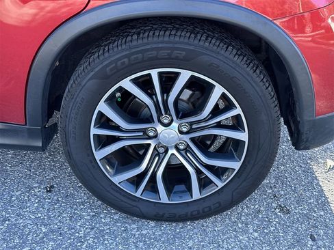 Used 2017 Mitsubishi Outlander Sport ES image 12