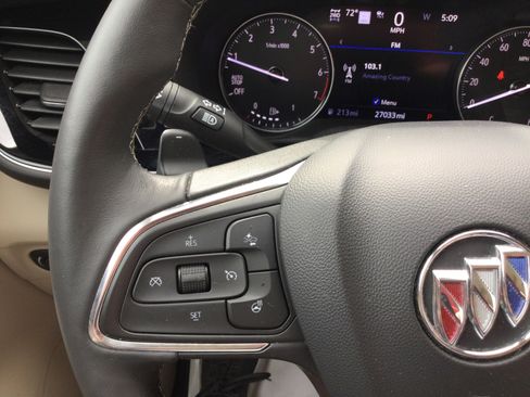 Used 2023 Buick Envision Avenir AWD/4WD image 19