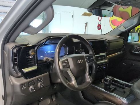 Used 2023 Chevrolet Silverado 1500 RST w/ Convenience Package II AWD/4WD image 10