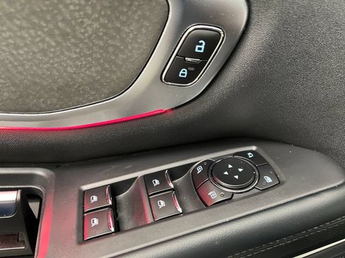 Used 2025 Ford Expedition Tremor AWD/4WD image 15