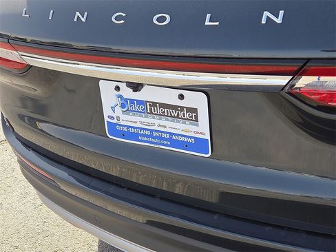 Used 2022 Lincoln Corsair Reserve image 15