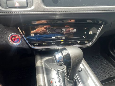 Used 2022 Honda HR-V EX image 24