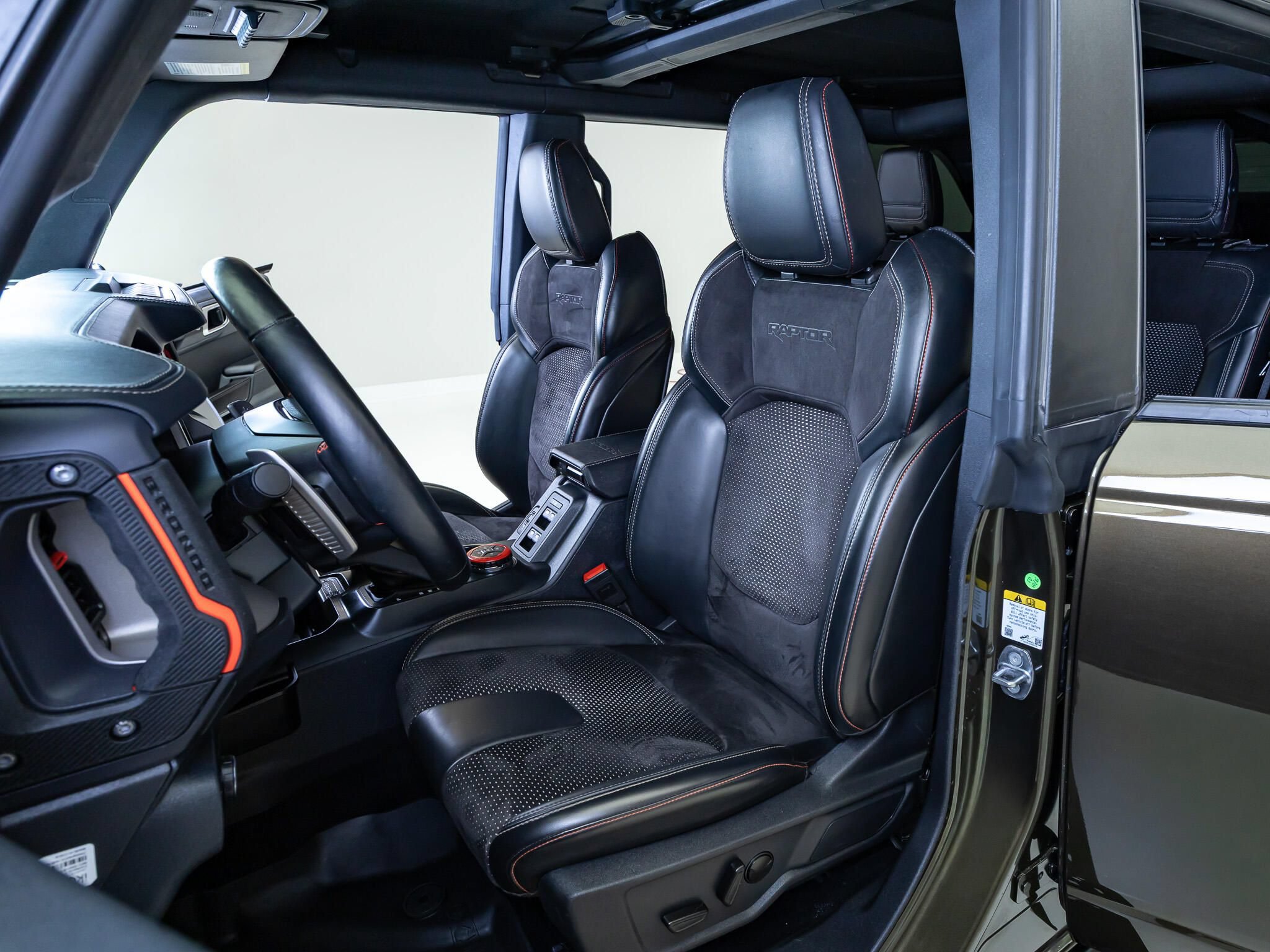 Used 2024 Ford Bronco Raptor AWD/4WD image 32