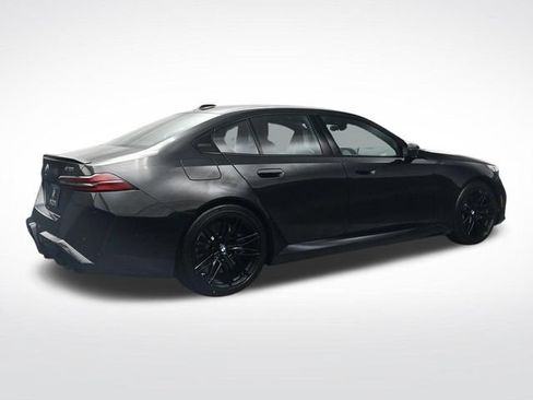 New 2027 BMW M5 w/ Carbon Package AWD/4WD image 4