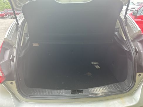 Used 2014 Ford Focus SE w/ Equipment Group 201A FWD image 11
