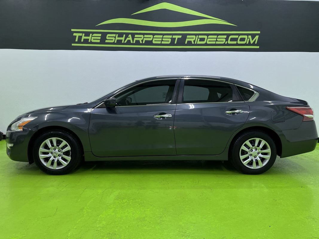 Used 2013 Nissan Altima 2.5 S FWD image 6