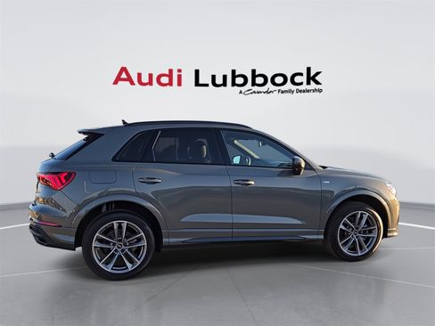 New 2025 Audi Q3 2.0T Premium image 8