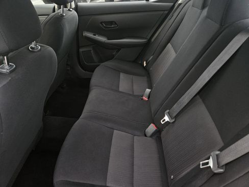 Used 2025 Nissan Sentra SV image 28