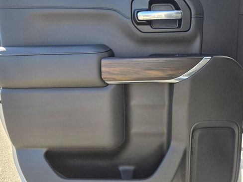 Used 2022 GMC Sierra 1500 SLT RWD image 25