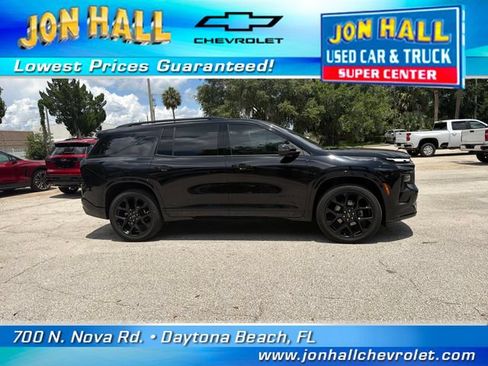 Used 2025 Chevrolet Traverse RS AWD/4WD image 15