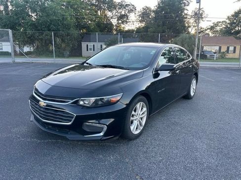 Used 2018 Chevrolet Malibu LT FWD image 1