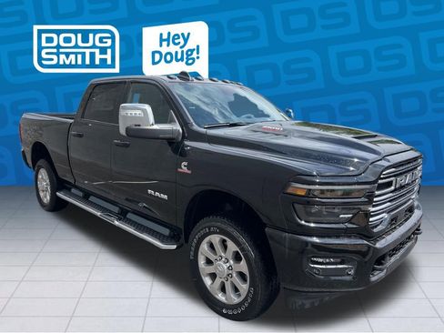 New 2025 RAM 2500 Laramie w/ Sport Appearance Package AWD/4WD image 7