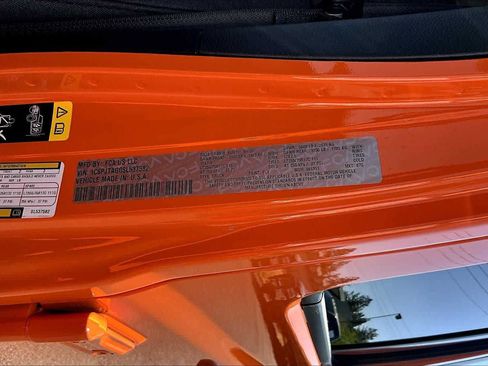 New 2025 Jeep Gladiator Sport image 25