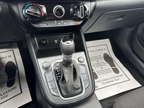 Used 2023 Hyundai Kona SEL image 34