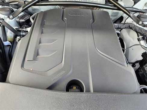 New 2025 Audi Q5 Premium image 29